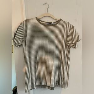 Liz Claiborne Short Sleeve Stripped Shirt